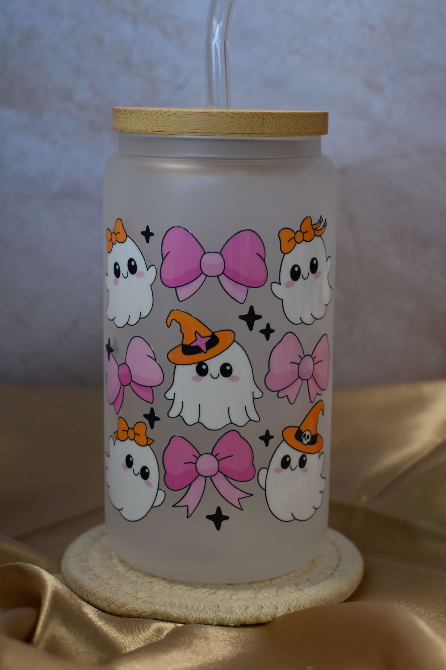 Drinking glass - "Ghostly Bows"