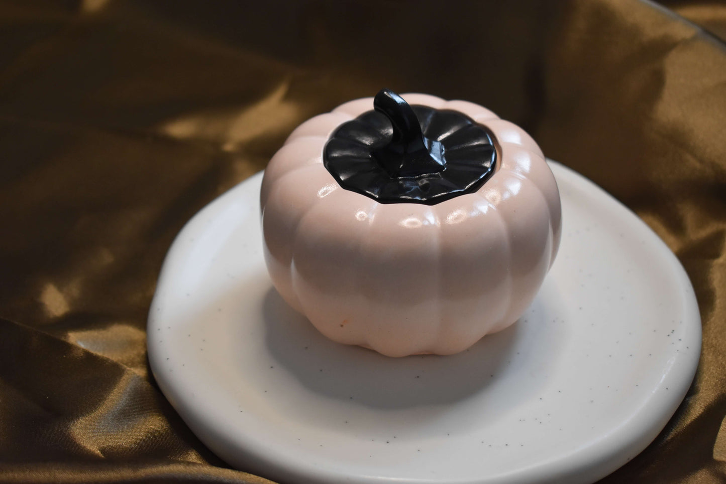 Handgegossenes Kürbisgefäss - Pumpkin Charm