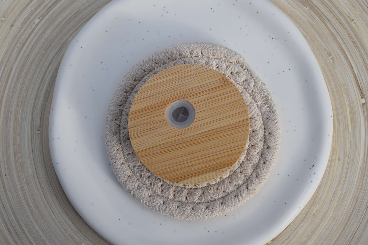 Natürlicher Bambusdeckel - Nachhaltige Eleganz für deine Trinkgläser